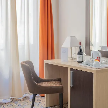 Hotel Porta Delle Botteghelle 3*