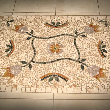 Porta Delle Botteghelle 3*