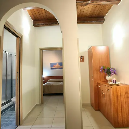 Hotel Porta Delle Botteghelle 3*
